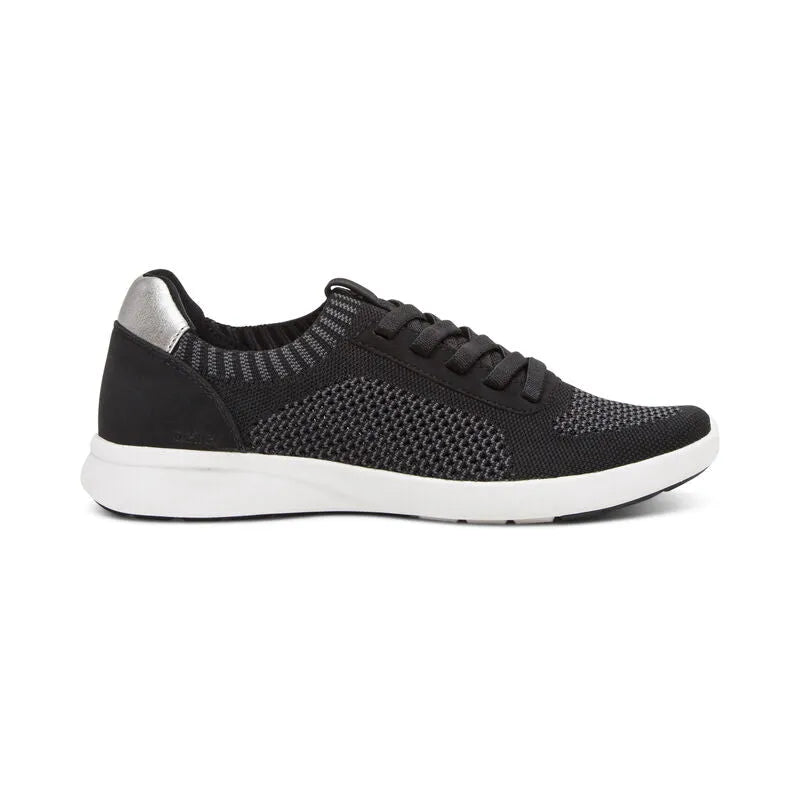 Teagan Arch Support Sneaker - Black